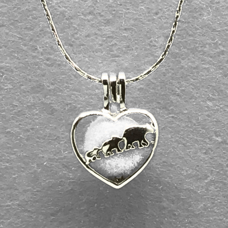 Three little bears necklace
