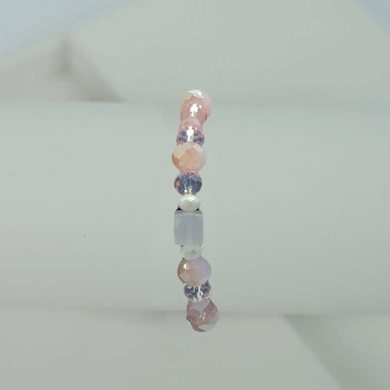 Pink glass bead bracelet
