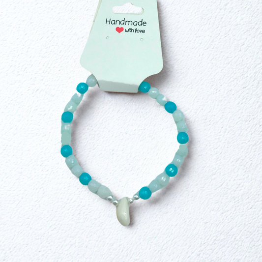 Shell glass bead bracelet