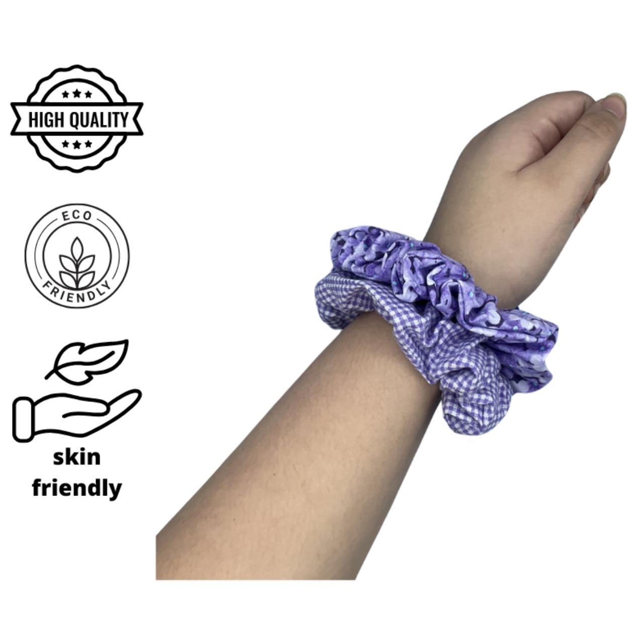 2-pack purple scrunchies