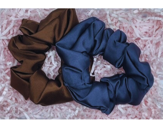 2 pack silky scrunchies